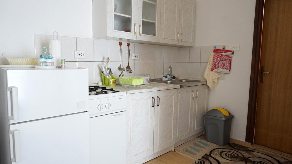 נין Apartments Red Rose מראה חיצוני תמונה