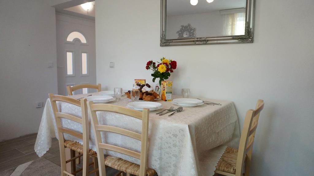 נין Apartments Red Rose מראה חיצוני תמונה